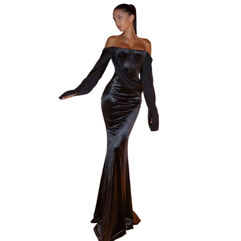 Slim fit backless one shoulder strapless long sleeved dress for women