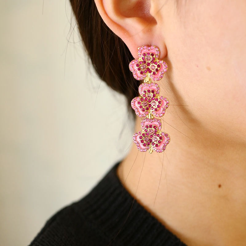 Fashionable Long Oil Dropping Clover Earrings