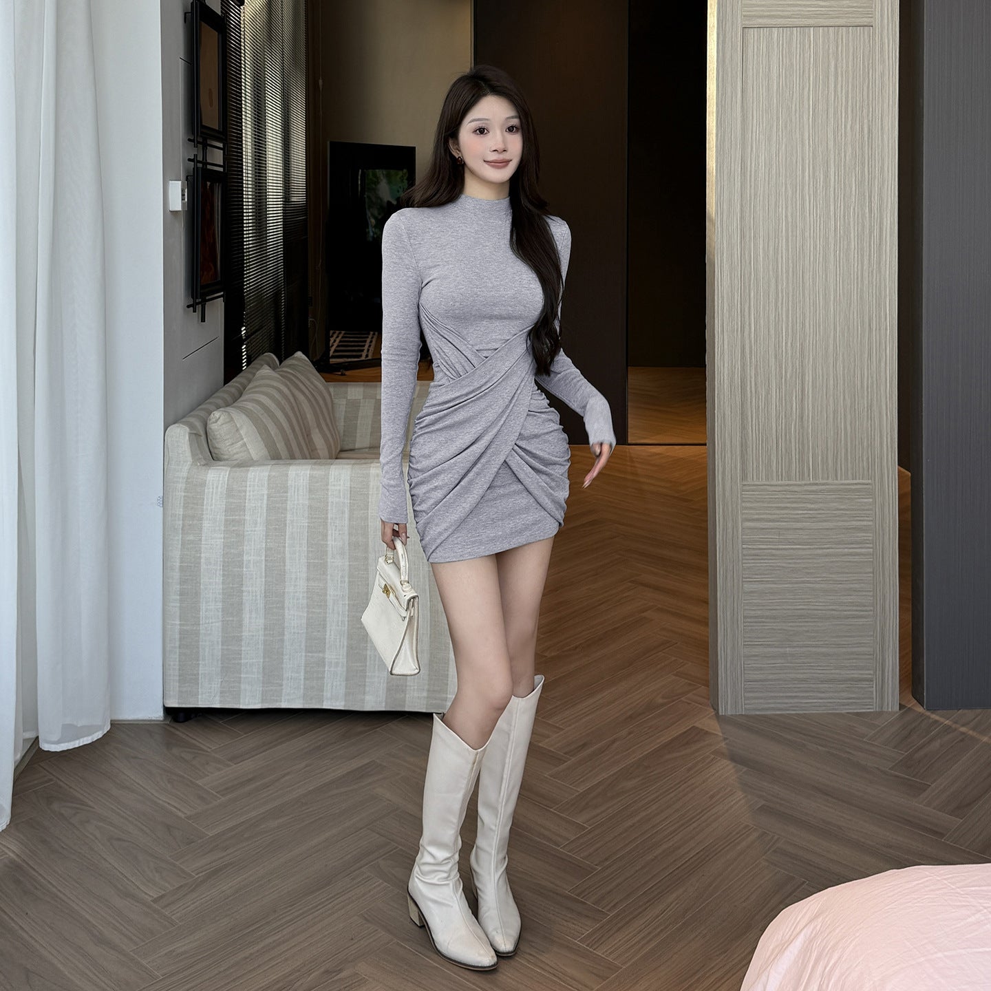 Small Silhouette High-Neck Dress