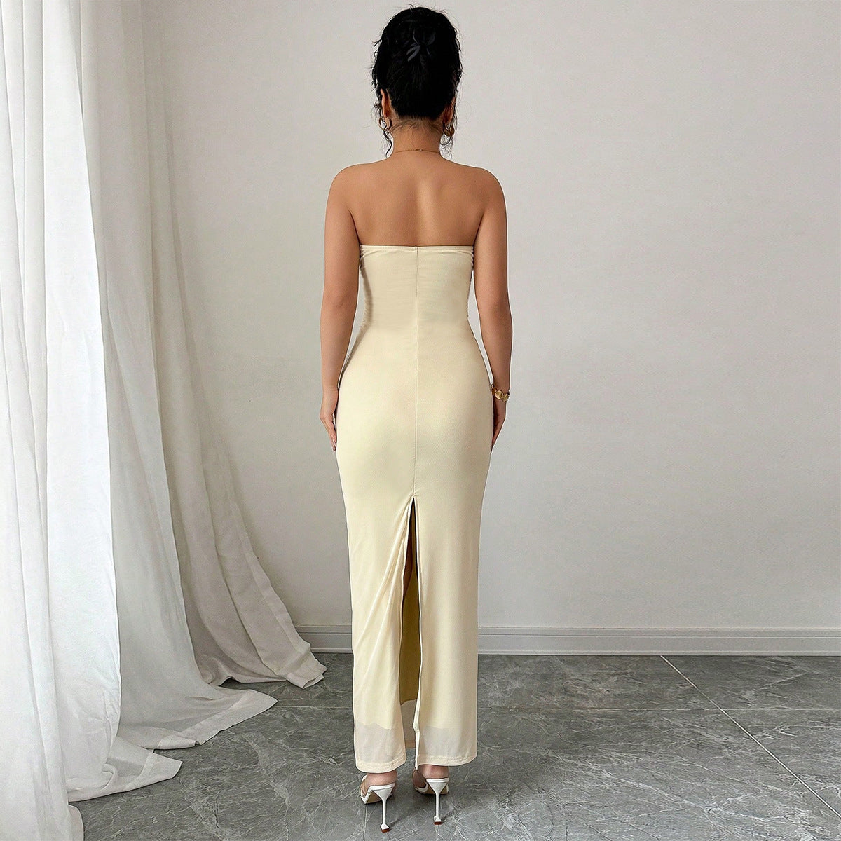 Elegant backless three-dimensional decorative strapless dress for women