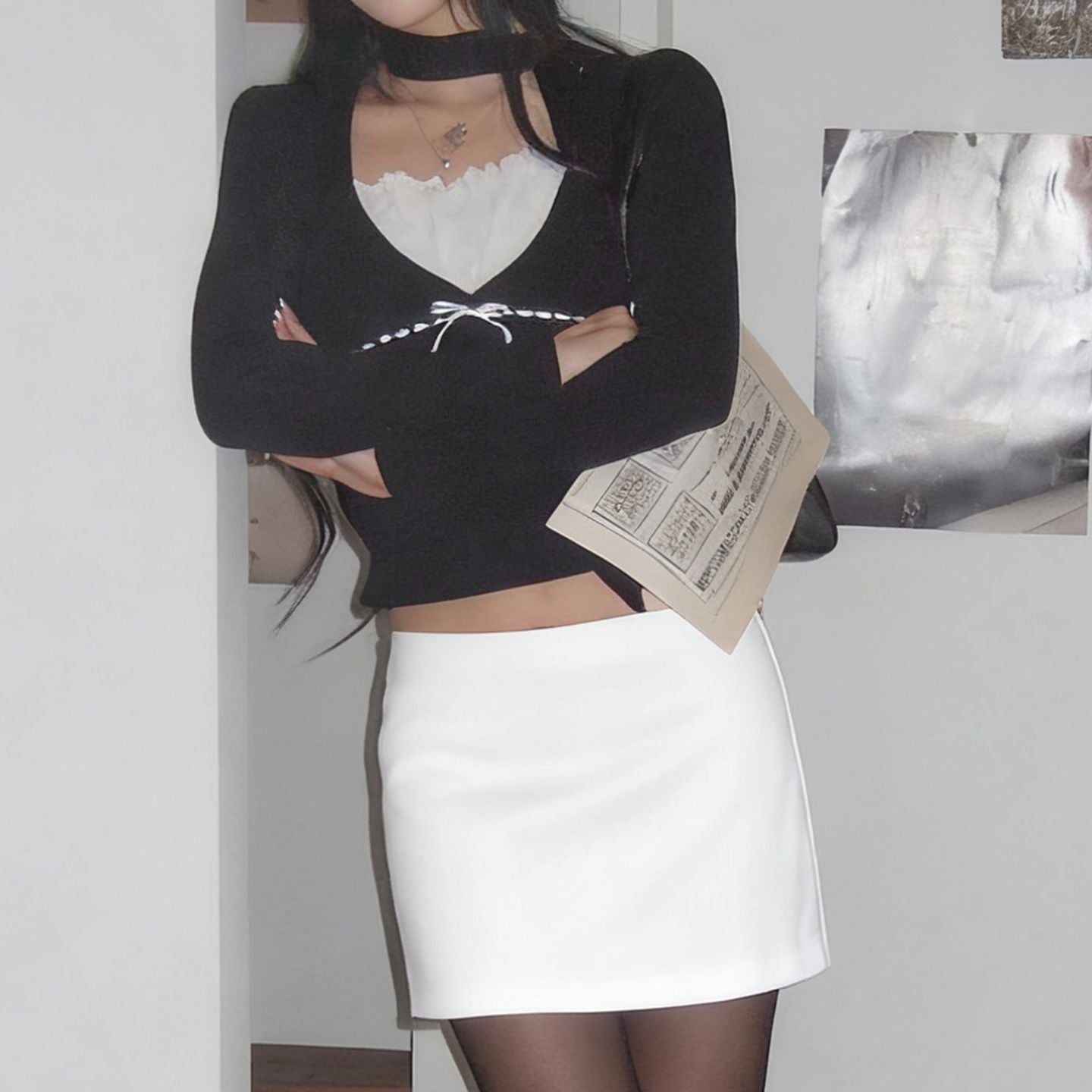 Cute Feminine Style Bow Tie V-Neck Faux Two-Piece Slim Fit Crop Long Sleeve Neck Scarf T-Shirt Simple Basic Top