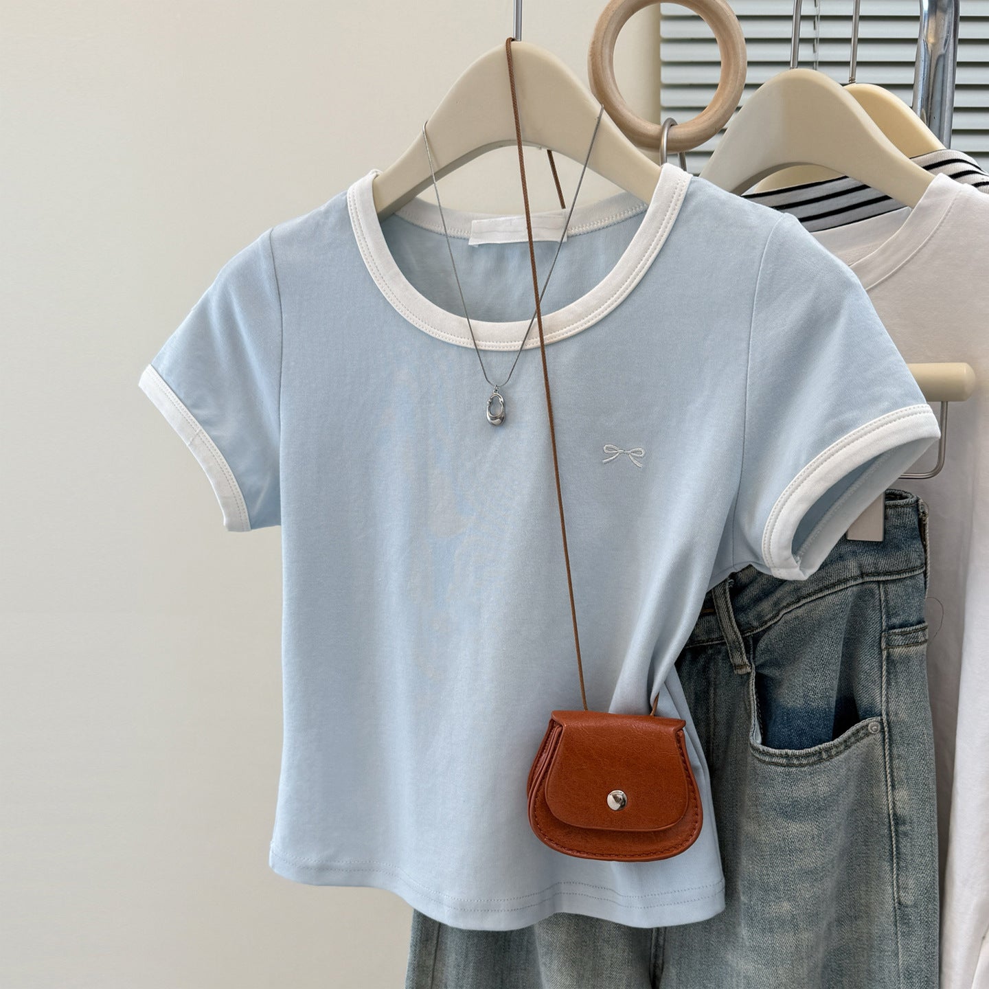 Style Short Sleeve T-Shirt for Women, Slim Fit Korean Version Embroidered Crop Top