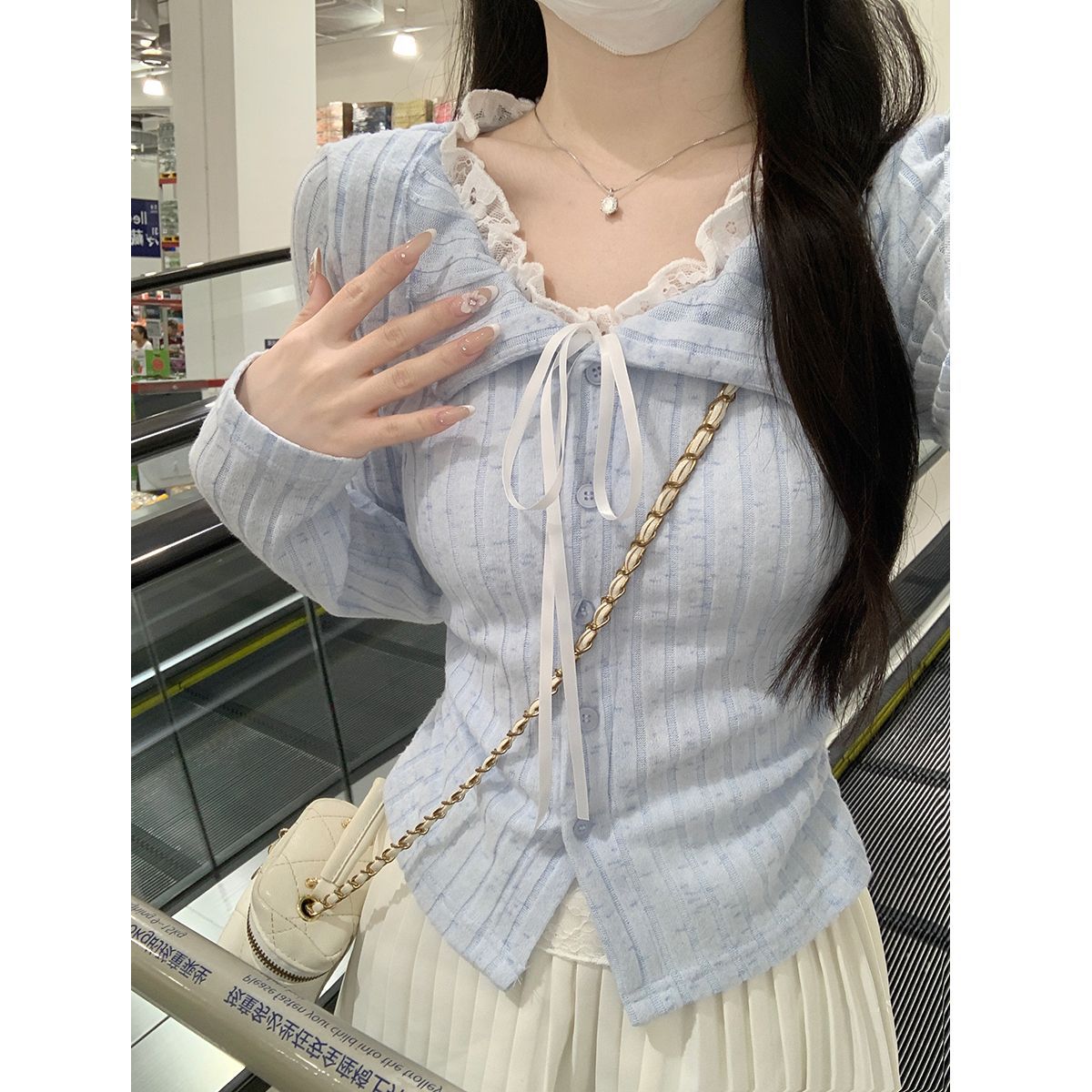 Sexy Blue Lace False Two-Piece Long Sleeve T-Shirt for Women, Basic Crop Top