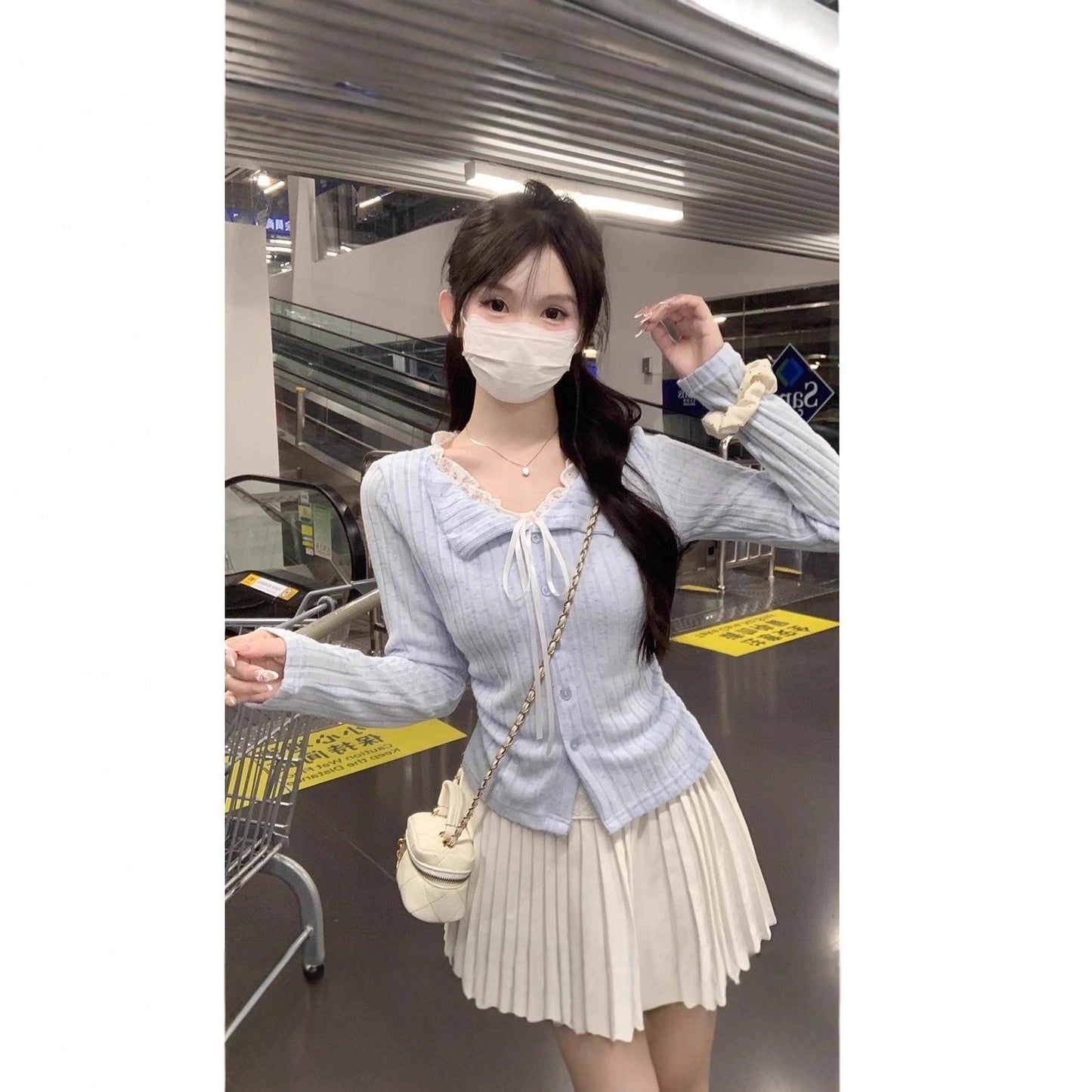 Sexy Blue Lace False Two-Piece Long Sleeve T-Shirt for Women, Basic Crop Top