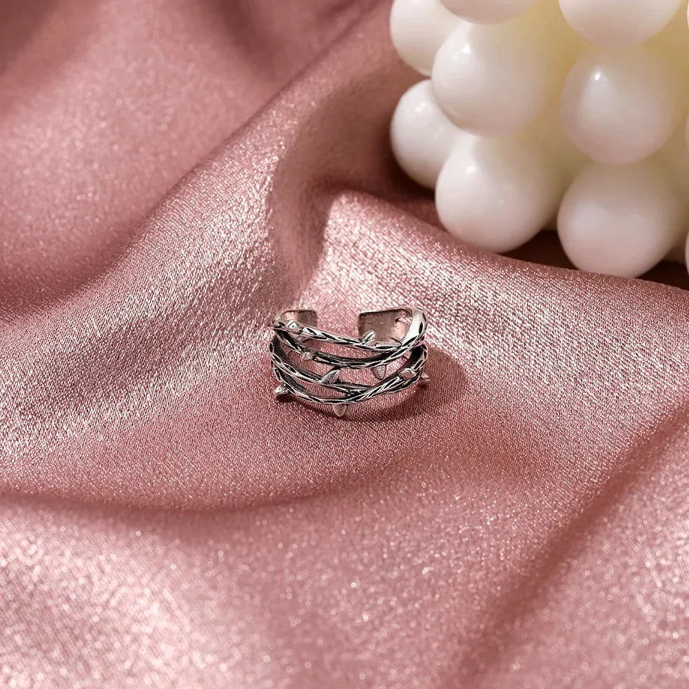Trend Multi Layer Branch Cross Leaf Ring Women Simple Retro Black Open Resizable Finger Ring Anillo Acero Inoxidable Mujer Bague