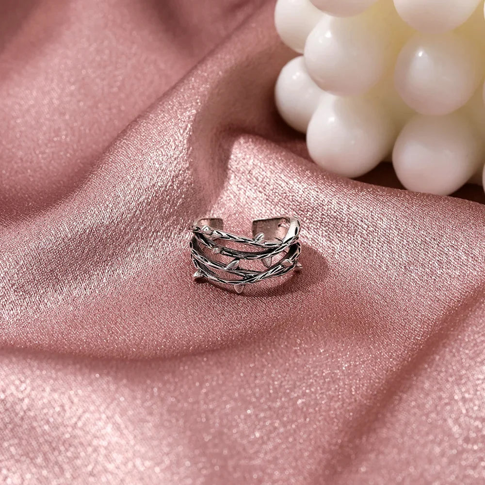 Trend Multi Layer Branch Cross Leaf Ring Women Simple Retro Black Open Resizable Finger Ring Anillo Acero Inoxidable Mujer Bague